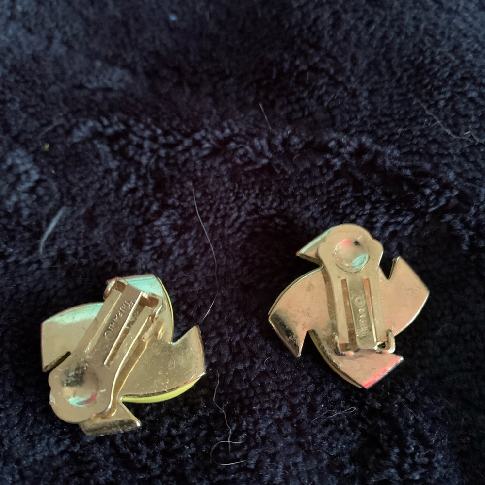 Vintage trifari earrings
